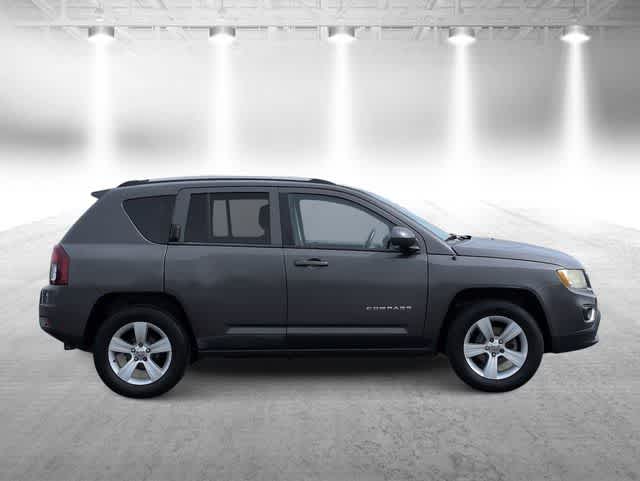 Thumbnail: 2017 Jeep Compass - 9