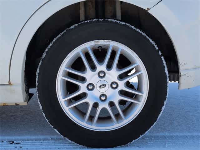 Thumbnail: 2010 Ford Focus - 13