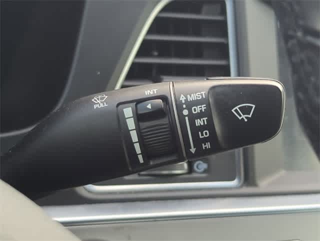 Thumbnail: 2016 Hyundai Sonata - 26