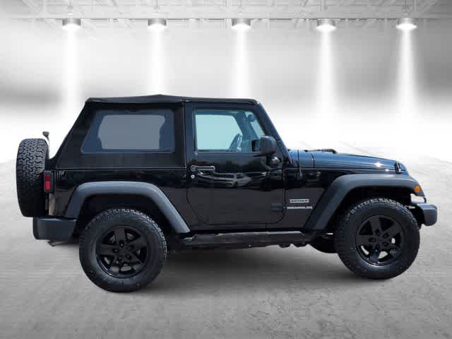 Thumbnail: 2017 Jeep Wrangler - 9