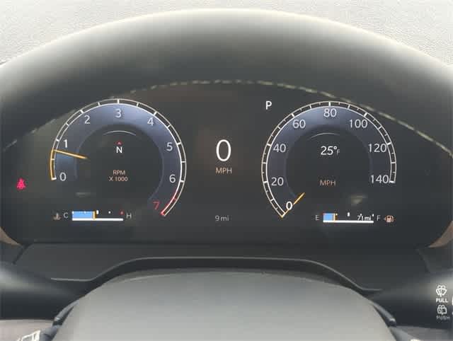 Thumbnail: 2025 Jeep Grand Cherokee - 35