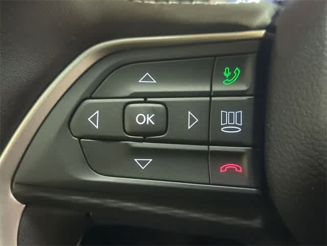 Thumbnail: 2025 Jeep Grand Cherokee L - 24