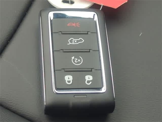 Thumbnail: 2026 Jeep Grand Cherokee - 37