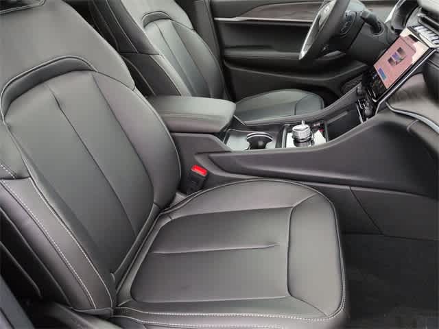 Thumbnail: 2025 Jeep Grand Cherokee - 24