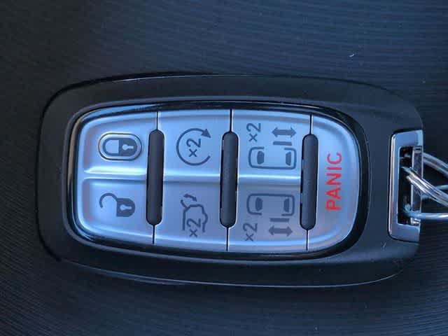 Thumbnail: 2026 Chrysler Pacifica - 38