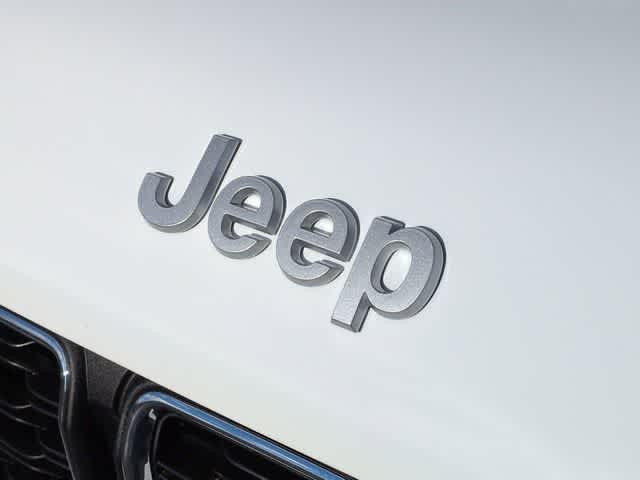 Thumbnail: 2025 Jeep Grand Cherokee - 11