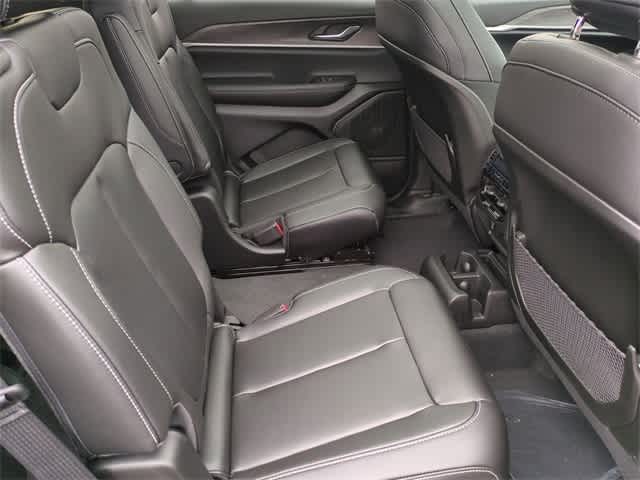 2025 Jeep Grand Cherokee L Limited Edition 22
