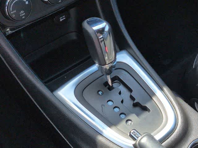 Thumbnail: 2013 Chrysler 200 - 29