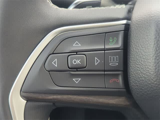 Thumbnail: 2025 Jeep Grand Cherokee - 25