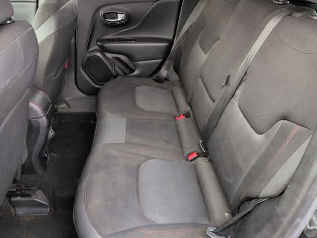 Thumbnail: 2019 Jeep Renegade - 20