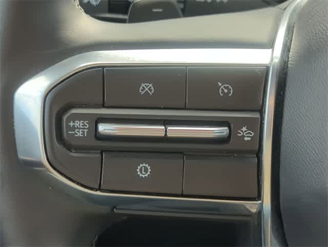 Thumbnail: 2025 GMC Acadia - 25