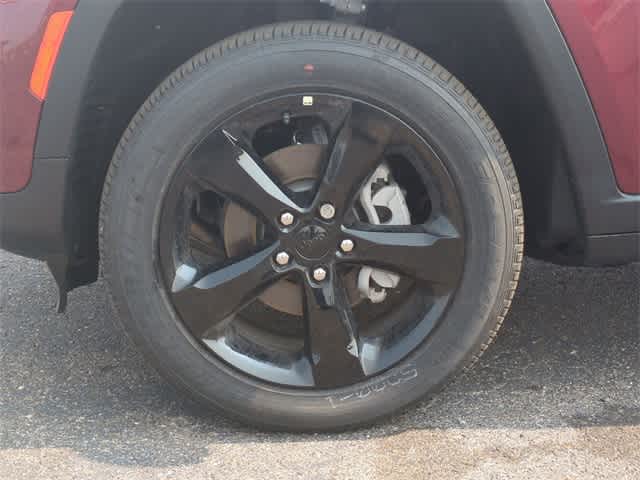 2025 Jeep Grand Cherokee Altitude 13