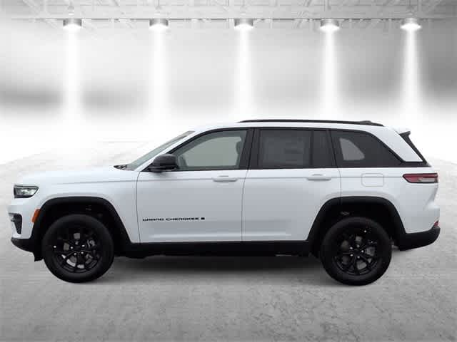 Thumbnail: 2025 Jeep Grand Cherokee - 5