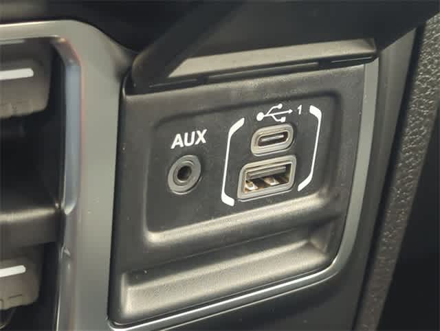 Thumbnail: 2026 Jeep Gladiator - 30