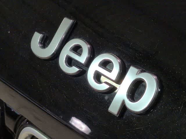 Thumbnail: 2023 Jeep Grand Cherokee - 12