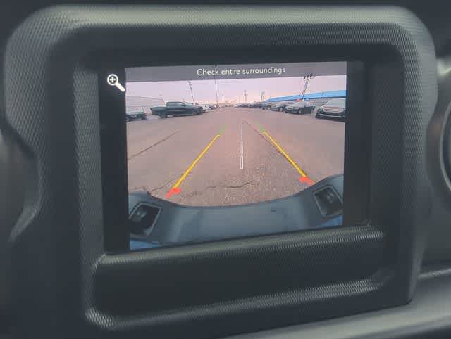 Thumbnail: 2022 Jeep Gladiator - 28