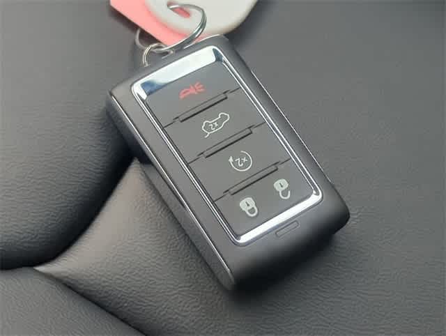 Thumbnail: 2025 Jeep Grand Cherokee - 37