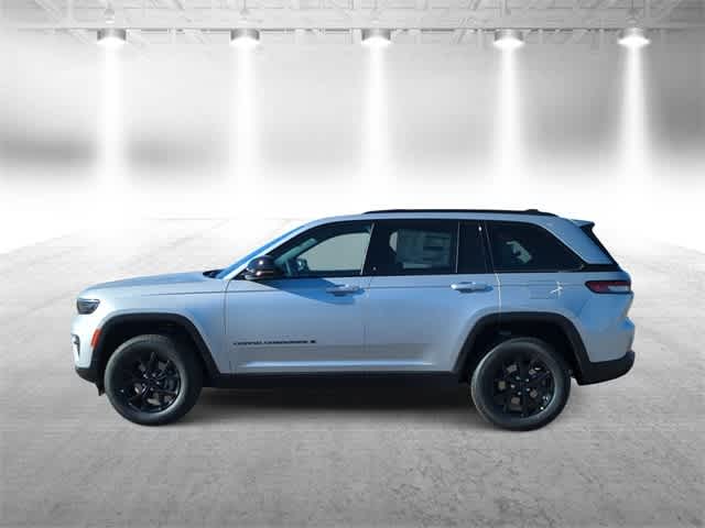 Thumbnail: 2025 Jeep Grand Cherokee - 5