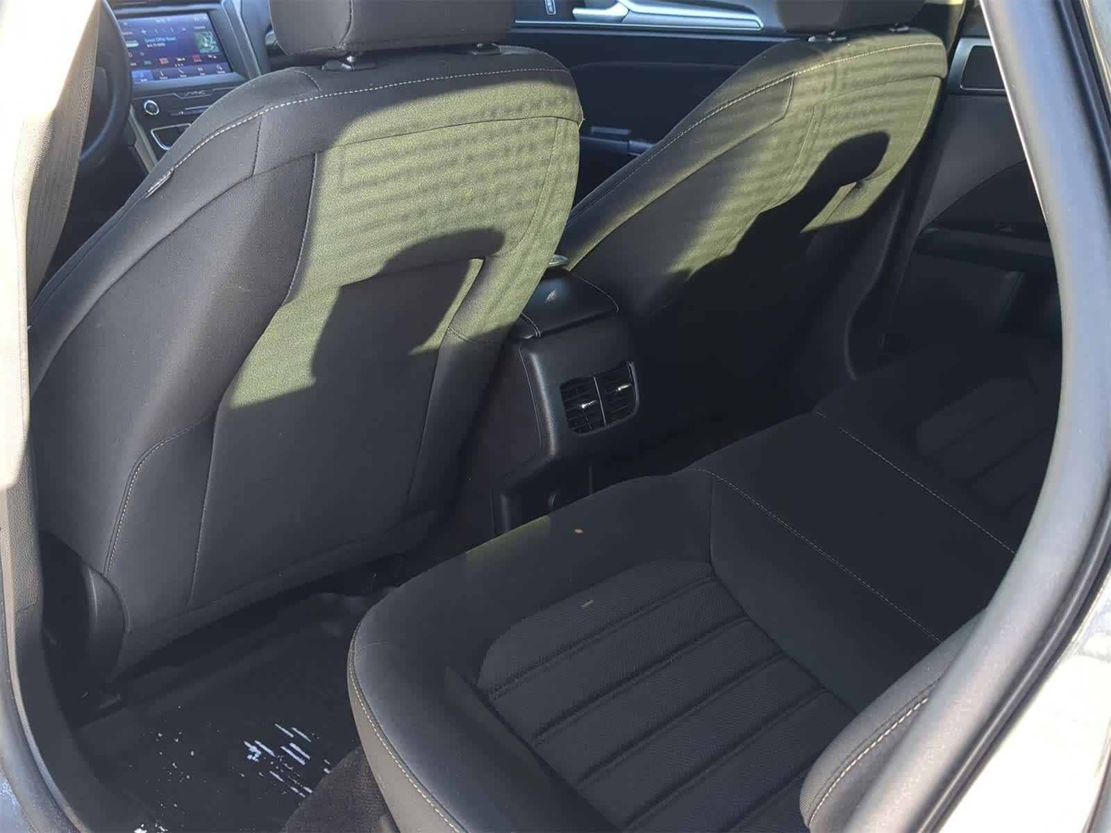 Thumbnail: 2020 Ford Fusion - 25