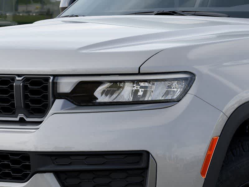 Thumbnail: 2026 Jeep Grand Cherokee L - 10