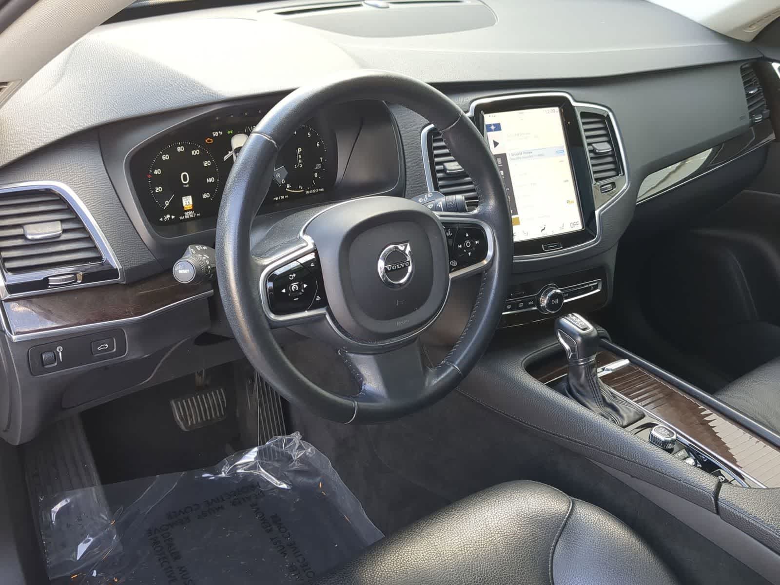 Thumbnail: 2018 Volvo XC90 - 10