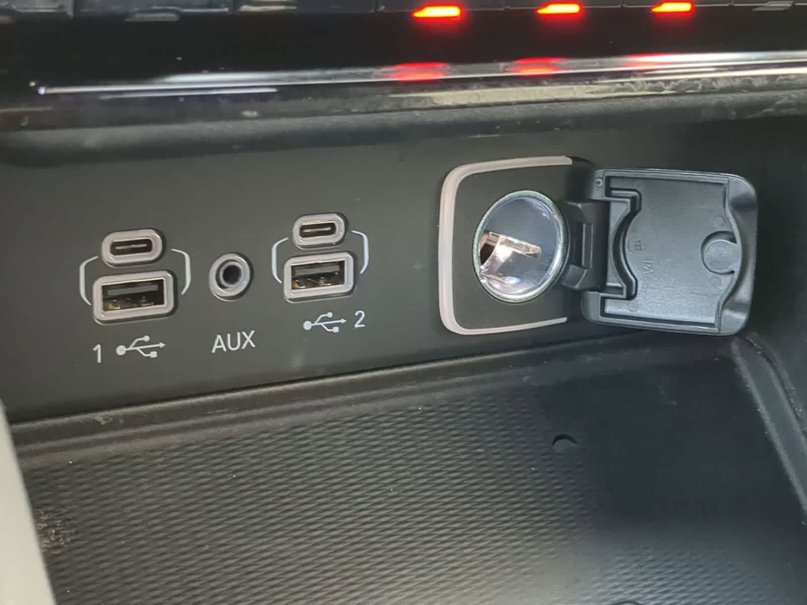 Thumbnail: 2023 Jeep Grand Cherokee - 29