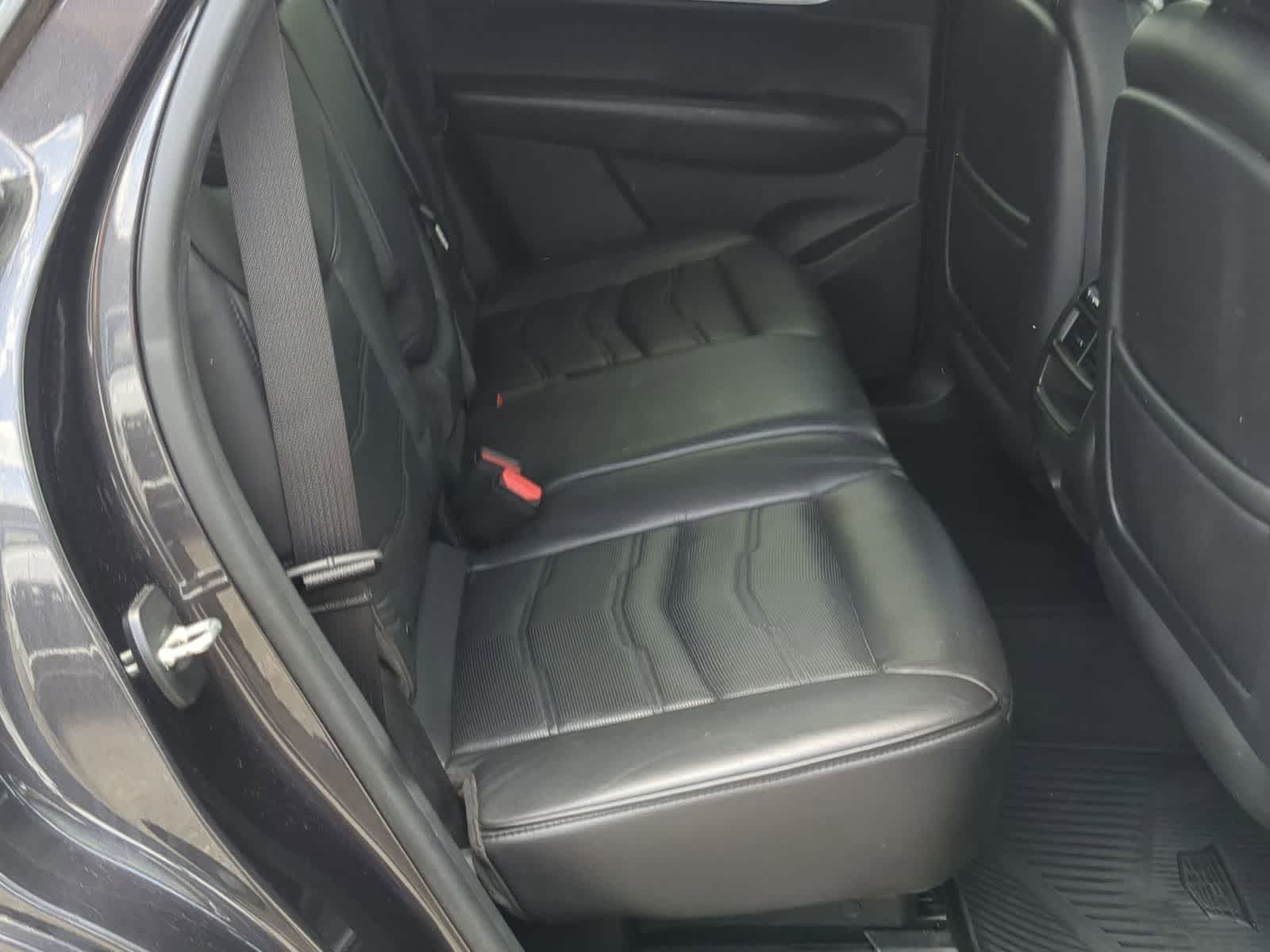 Thumbnail: 2017 Cadillac XT5 - 20