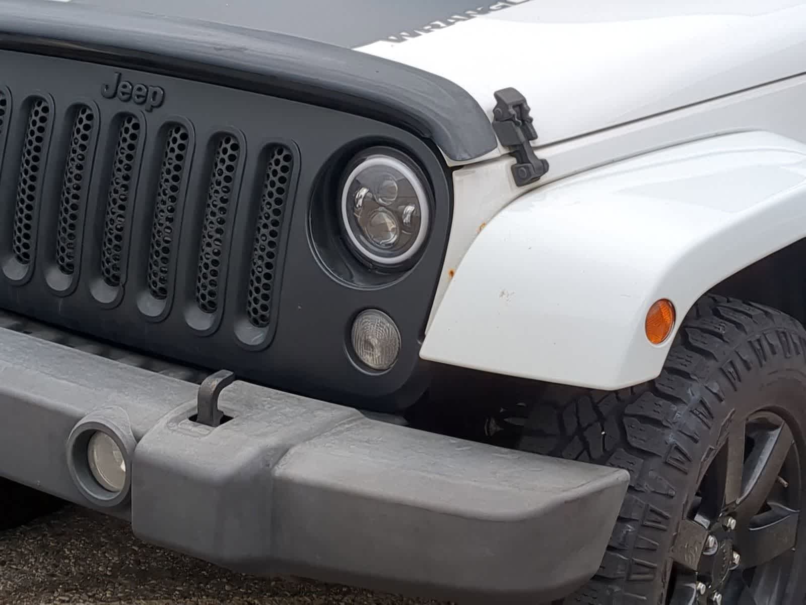 Thumbnail: 2014 Jeep Wrangler - 11
