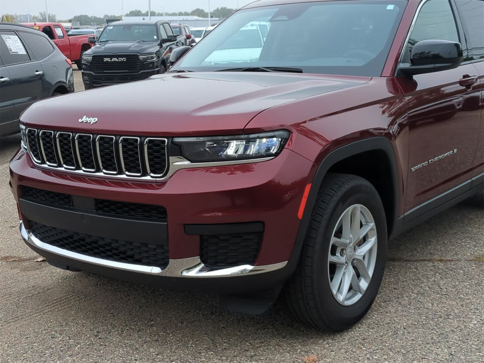 Thumbnail: 2023 Jeep Grand Cherokee L - 11