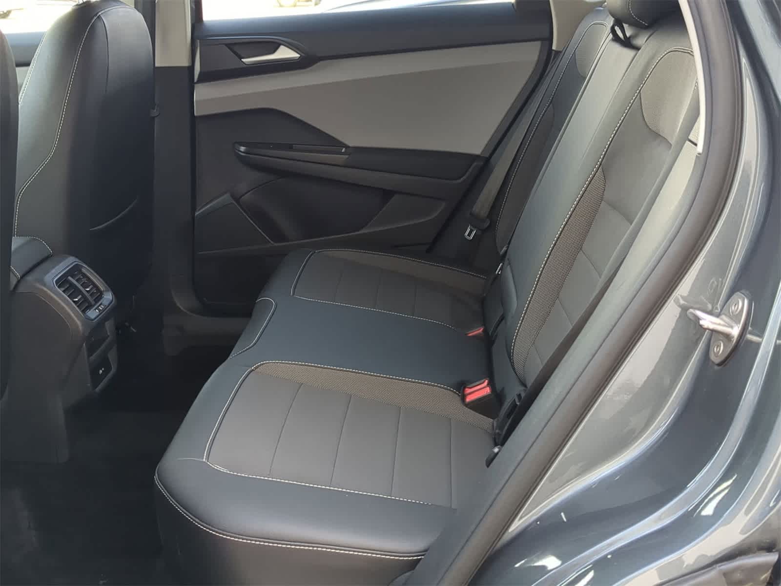 Thumbnail: 2022 Volkswagen Taos - 26