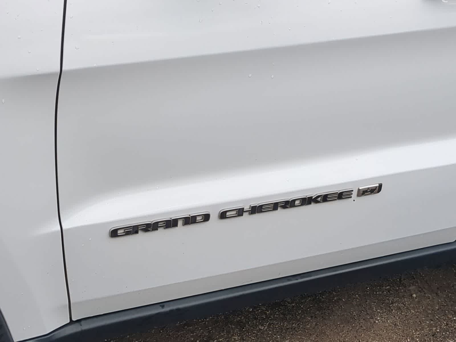 Thumbnail: 2022 Jeep Grand Cherokee - 13