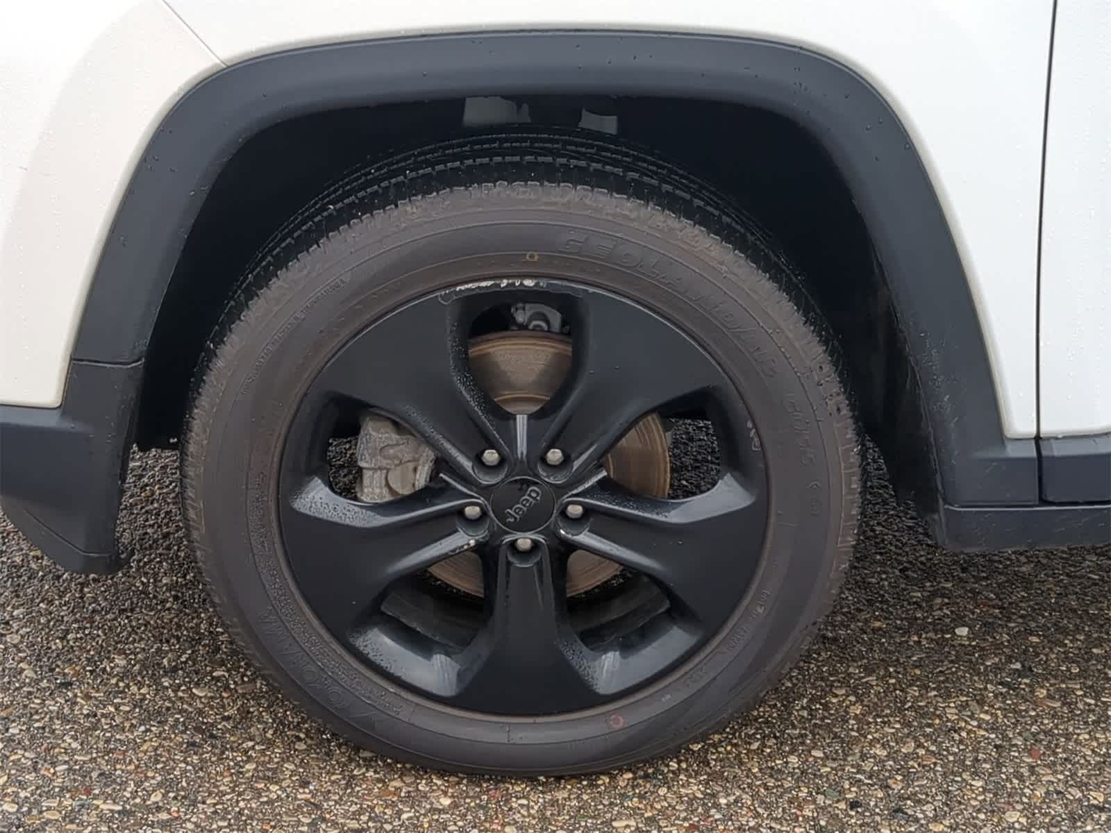 Thumbnail: 2018 Jeep Compass - 14