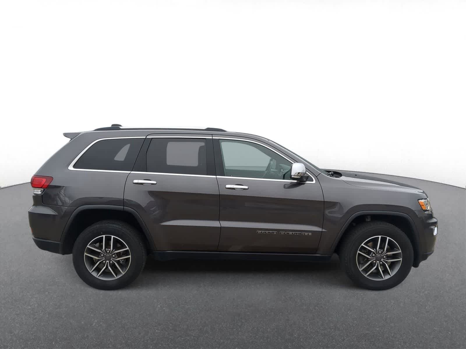 Thumbnail: 2021 Jeep Grand Cherokee - 9