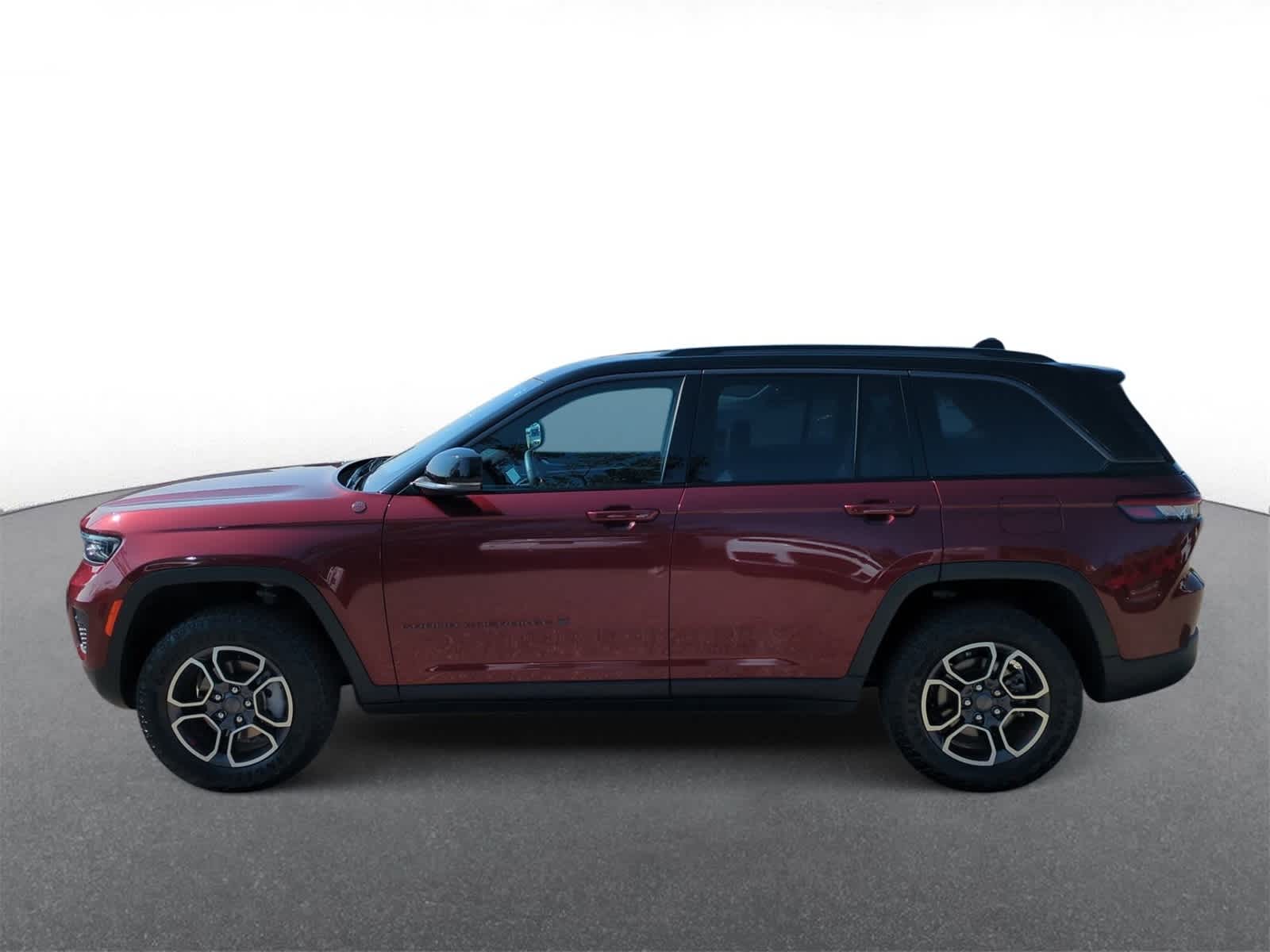 Thumbnail: 2022 Jeep Grand Cherokee - 5