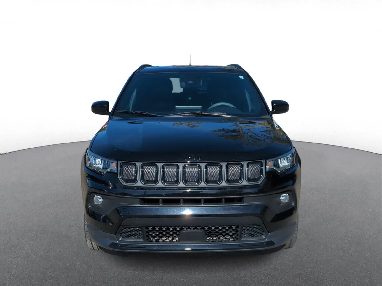 Thumbnail: 2022 Jeep Compass - 3