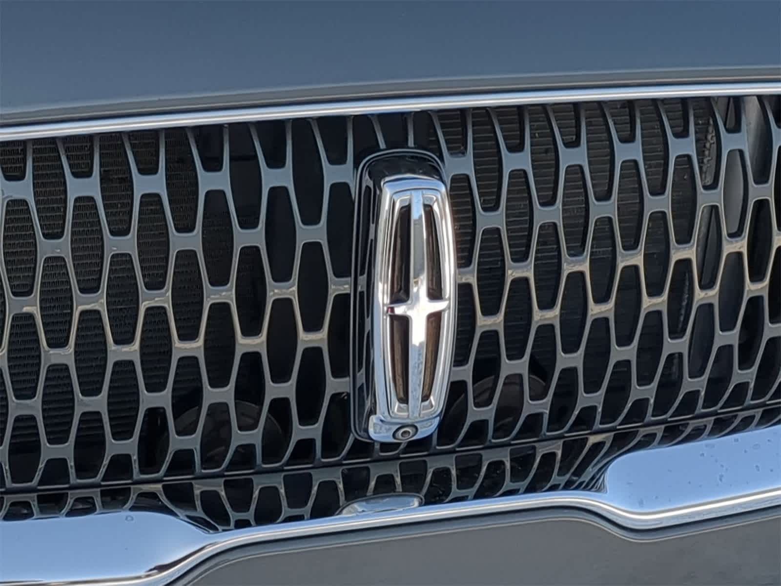 Thumbnail: 2022 Lincoln Nautilus - 19