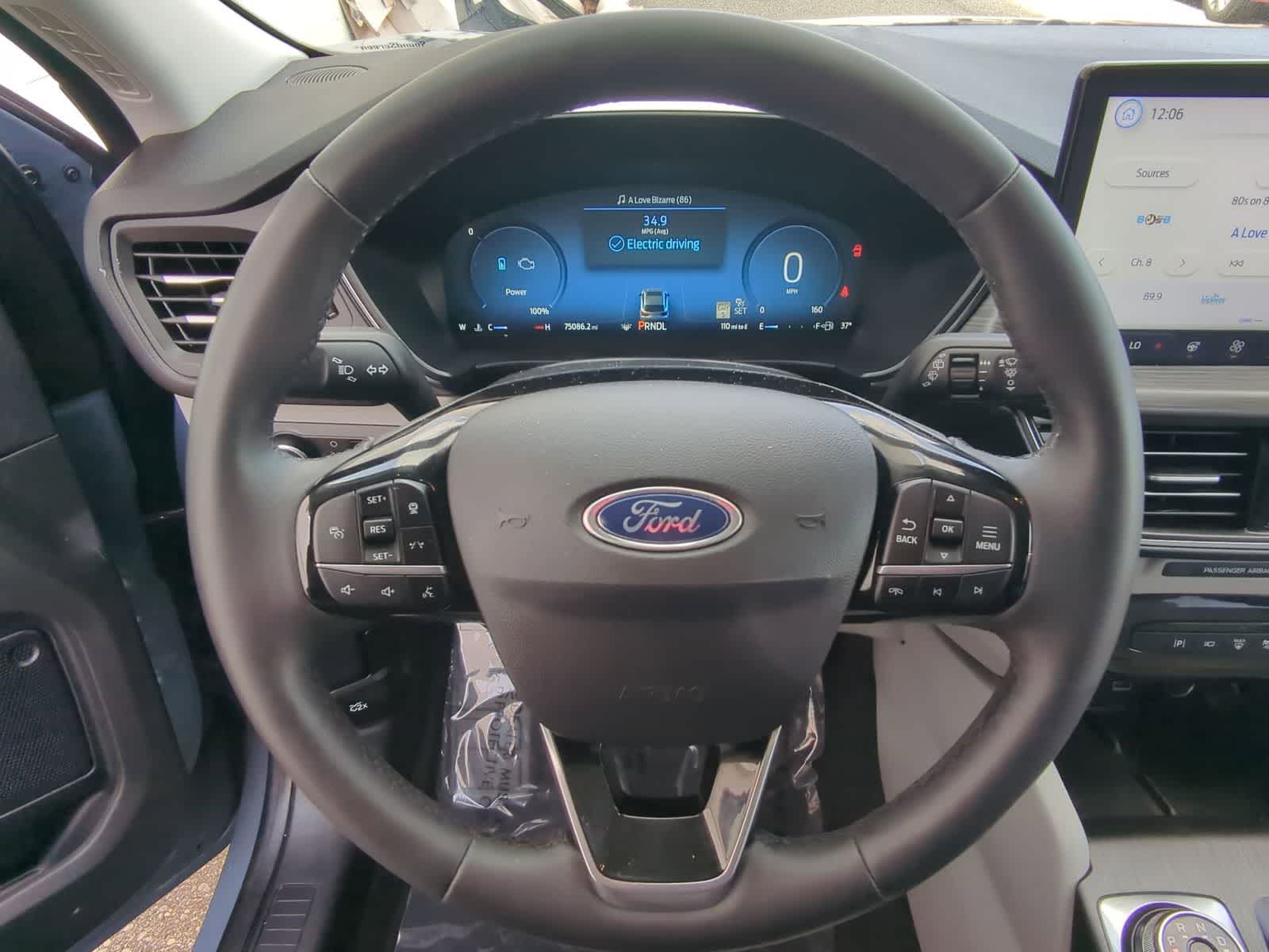 Thumbnail: 2023 Ford Escape - 22