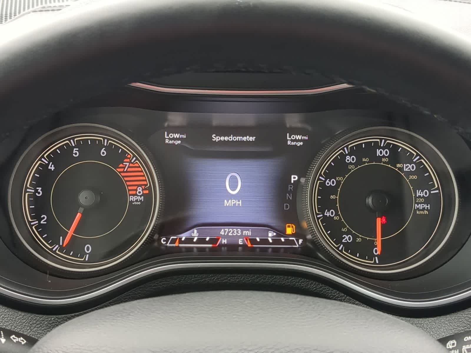 Thumbnail: 2019 Jeep Cherokee - 31