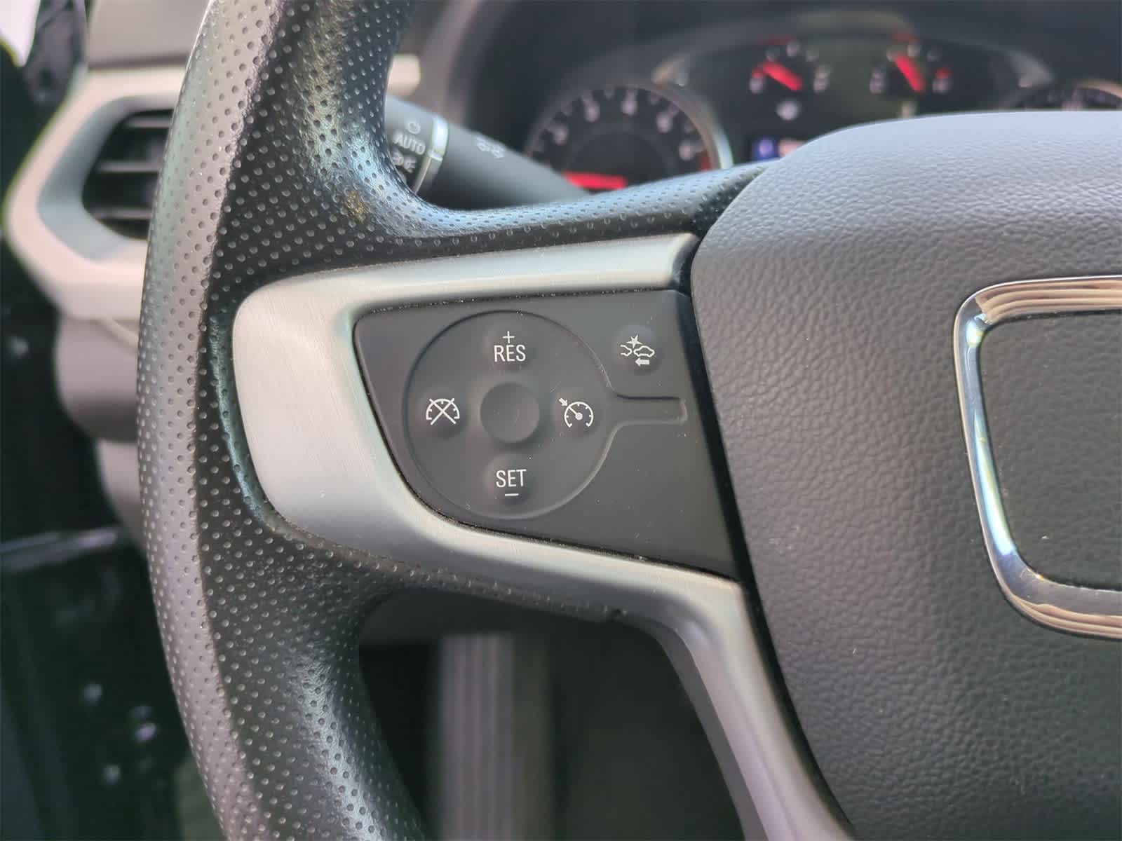 Thumbnail: 2023 GMC Acadia - 23