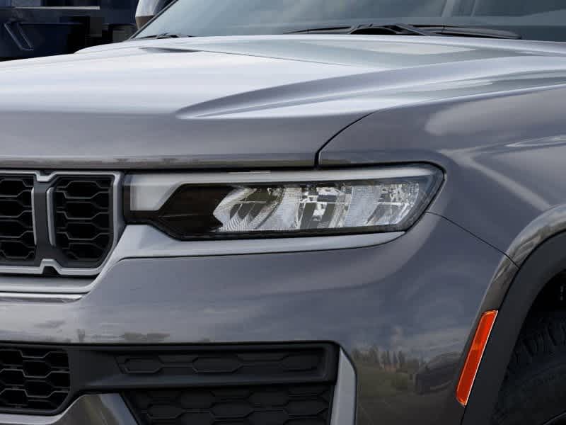 Thumbnail: 2026 Jeep Grand Cherokee L - 10
