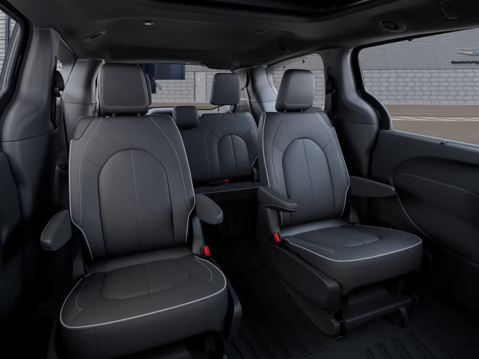 Thumbnail: 2026 Chrysler Pacifica - 15