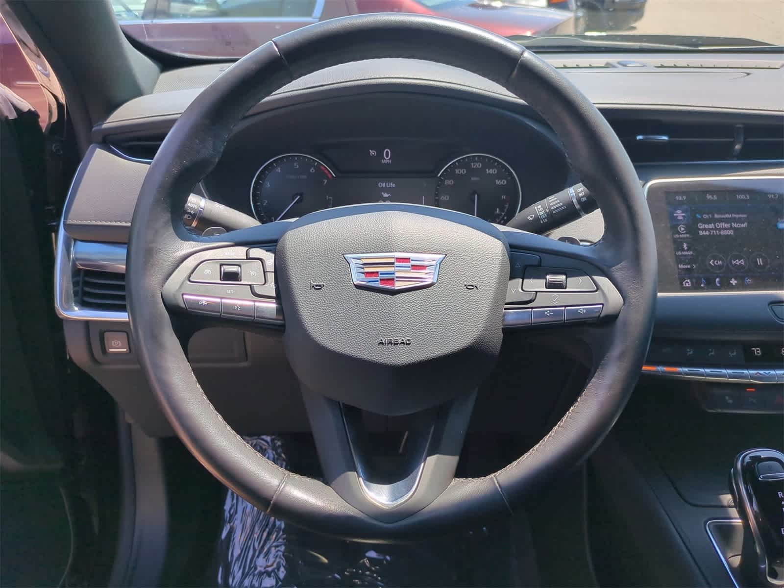 Thumbnail: 2023 Cadillac XT4 - 20