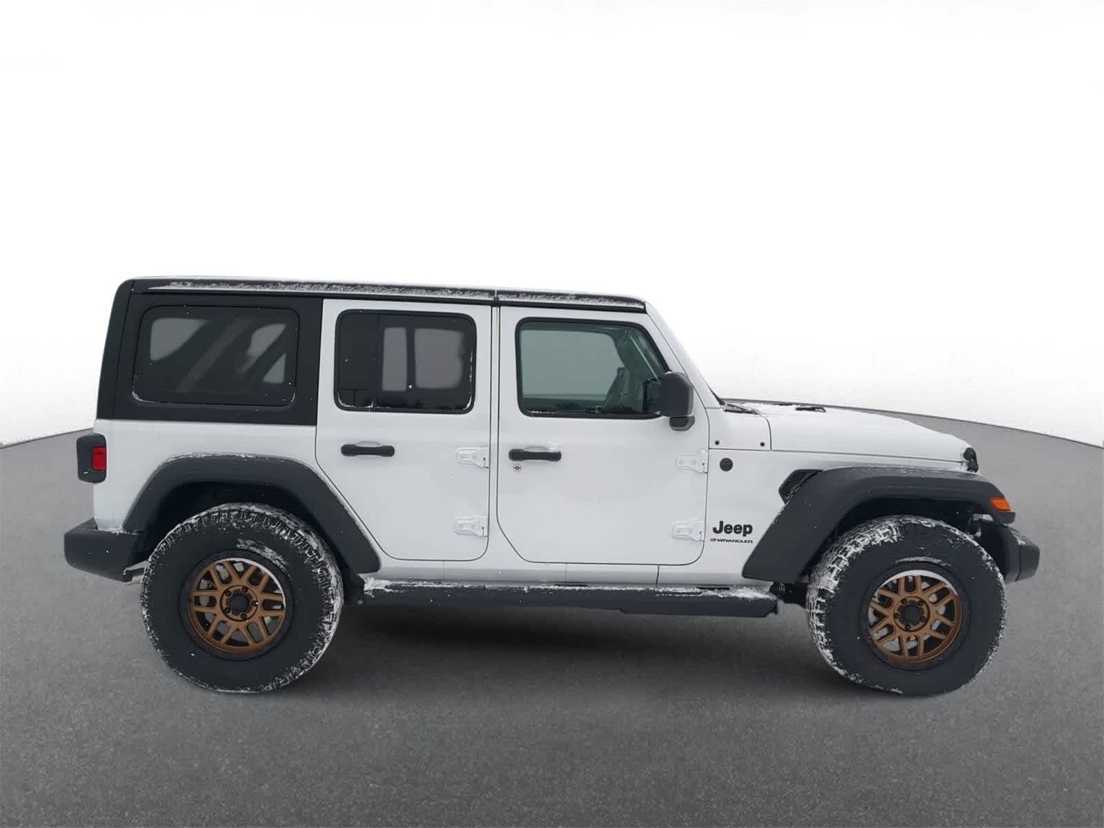 Thumbnail: 2026 Jeep Wrangler - 9