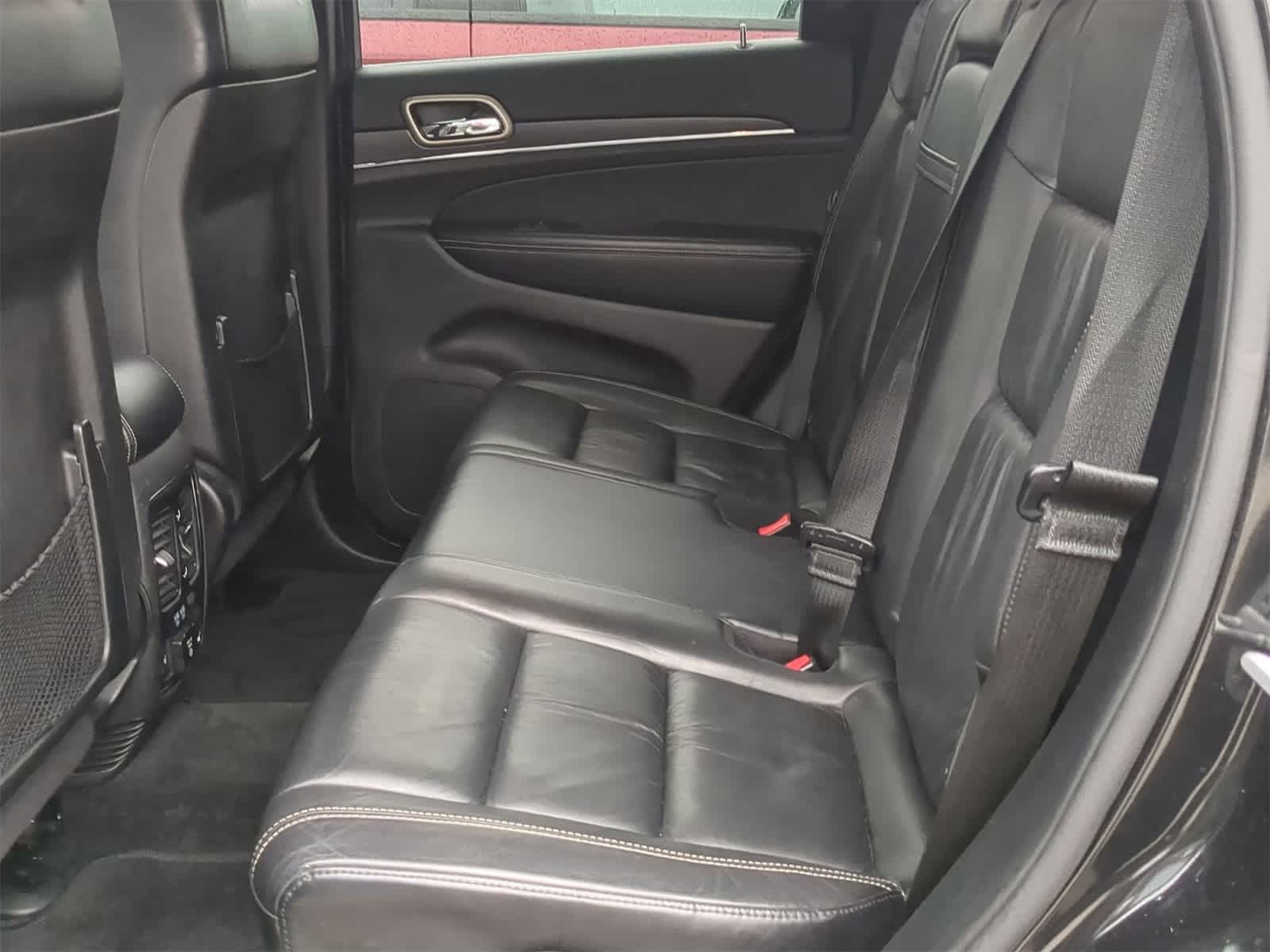 Thumbnail: 2015 Jeep Grand Cherokee - 27