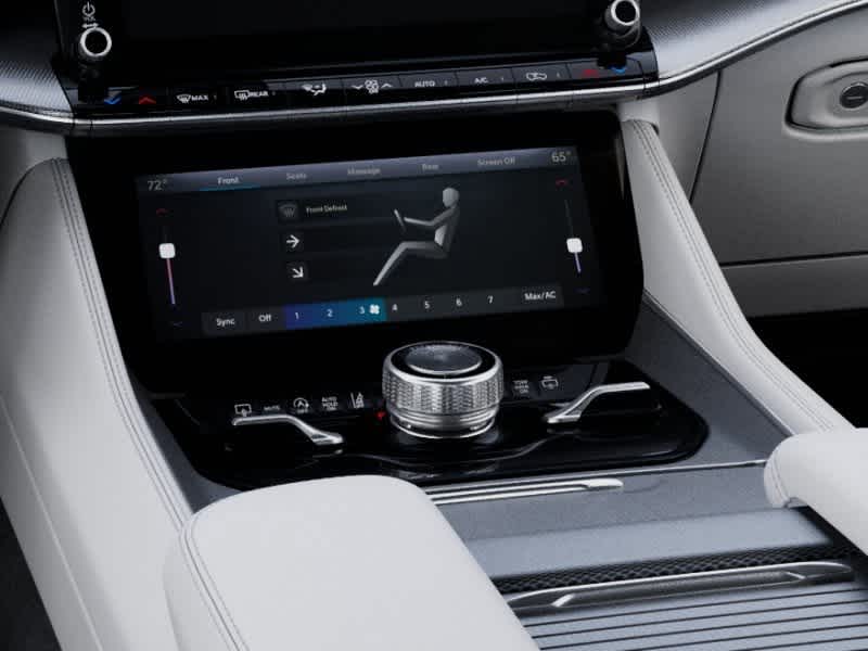 Thumbnail: 2026 Jeep Grand Wagoneer - 24