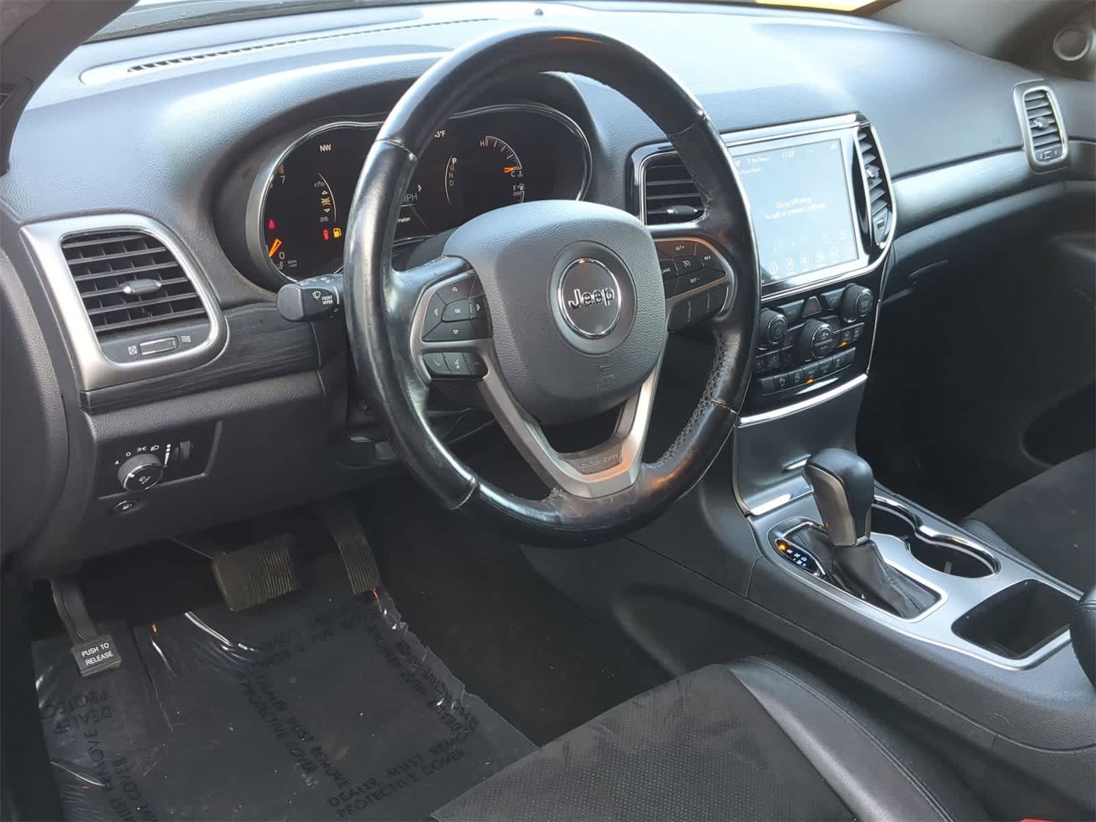 Thumbnail: 2020 Jeep Grand Cherokee - 10