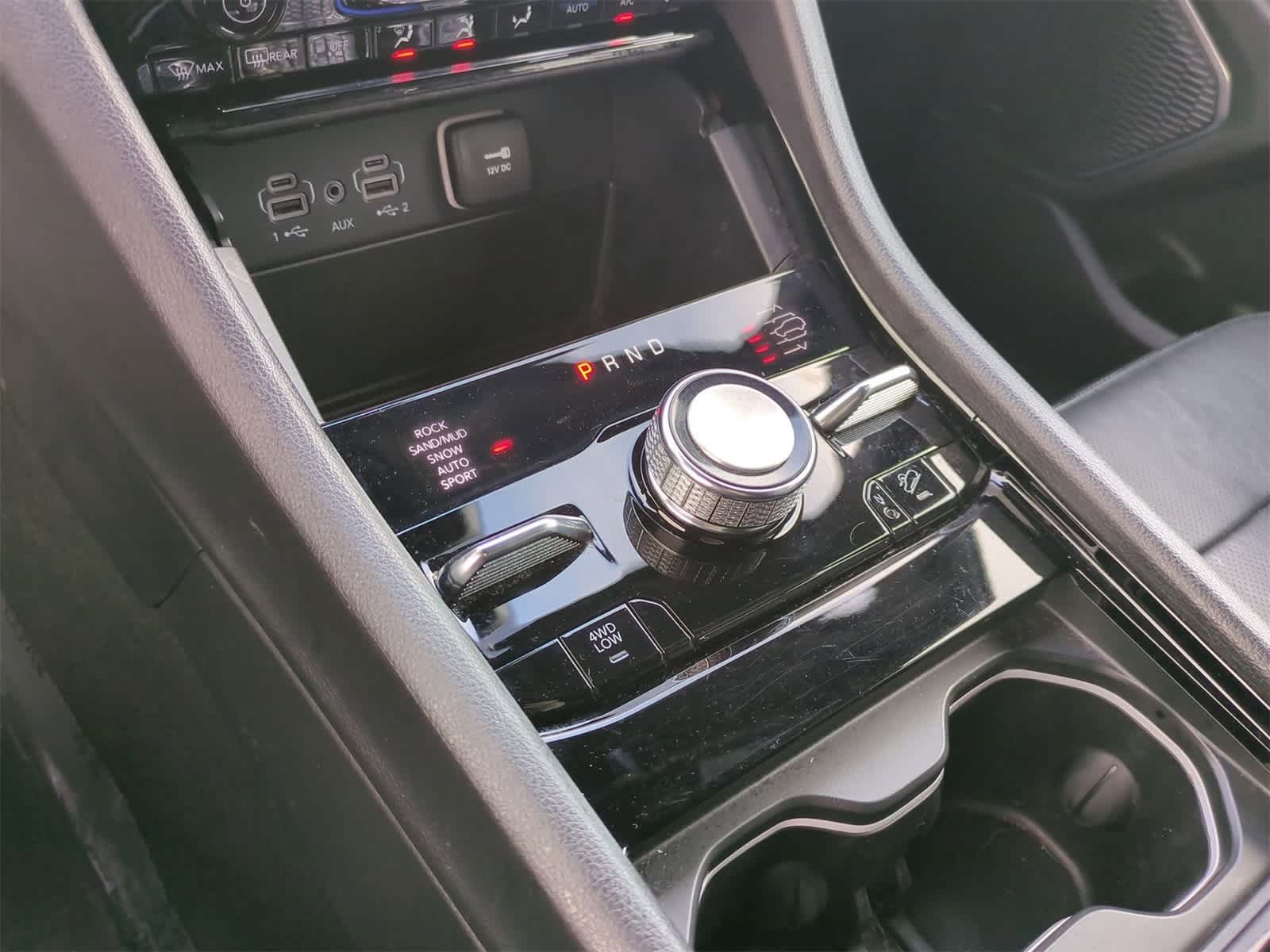 Thumbnail: 2023 Jeep Grand Cherokee - 32