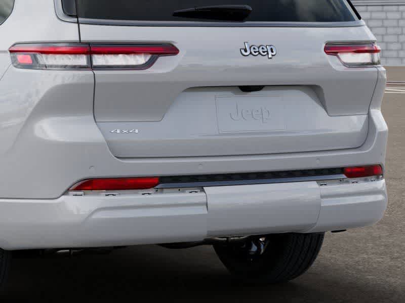Thumbnail: 2026 Jeep Grand Cherokee L - 13