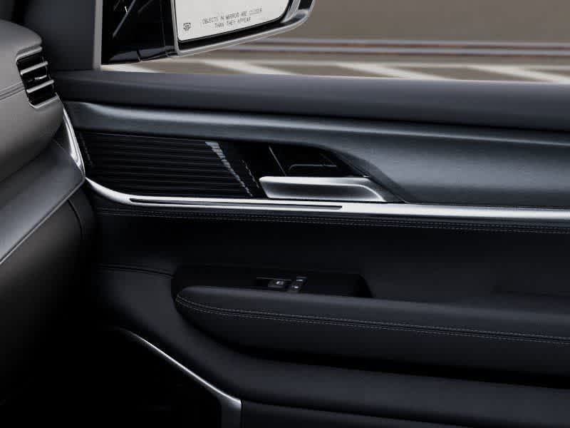 Thumbnail: 2026 Jeep Grand Wagoneer - 25
