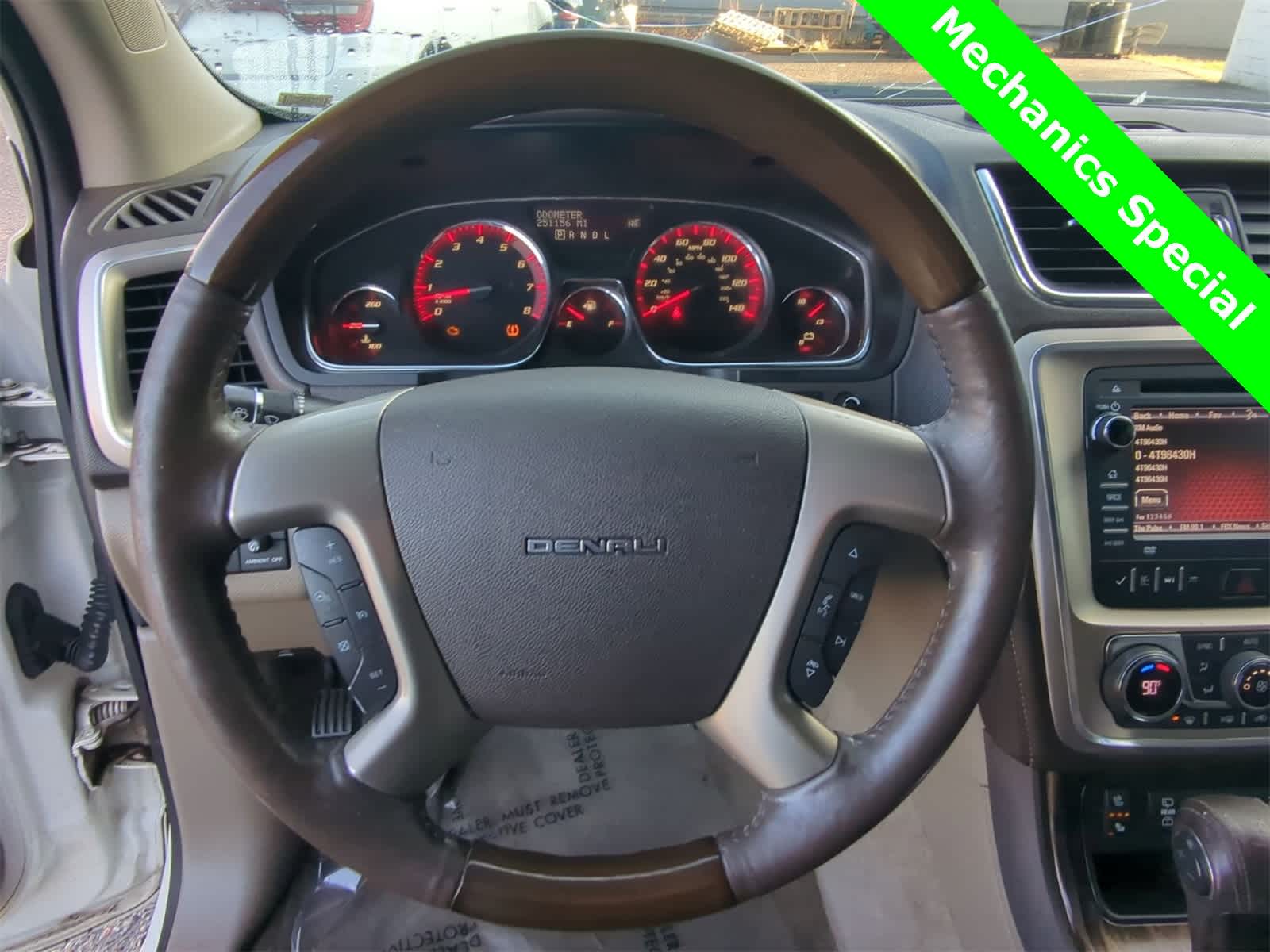 Thumbnail: 2015 GMC Acadia - 24